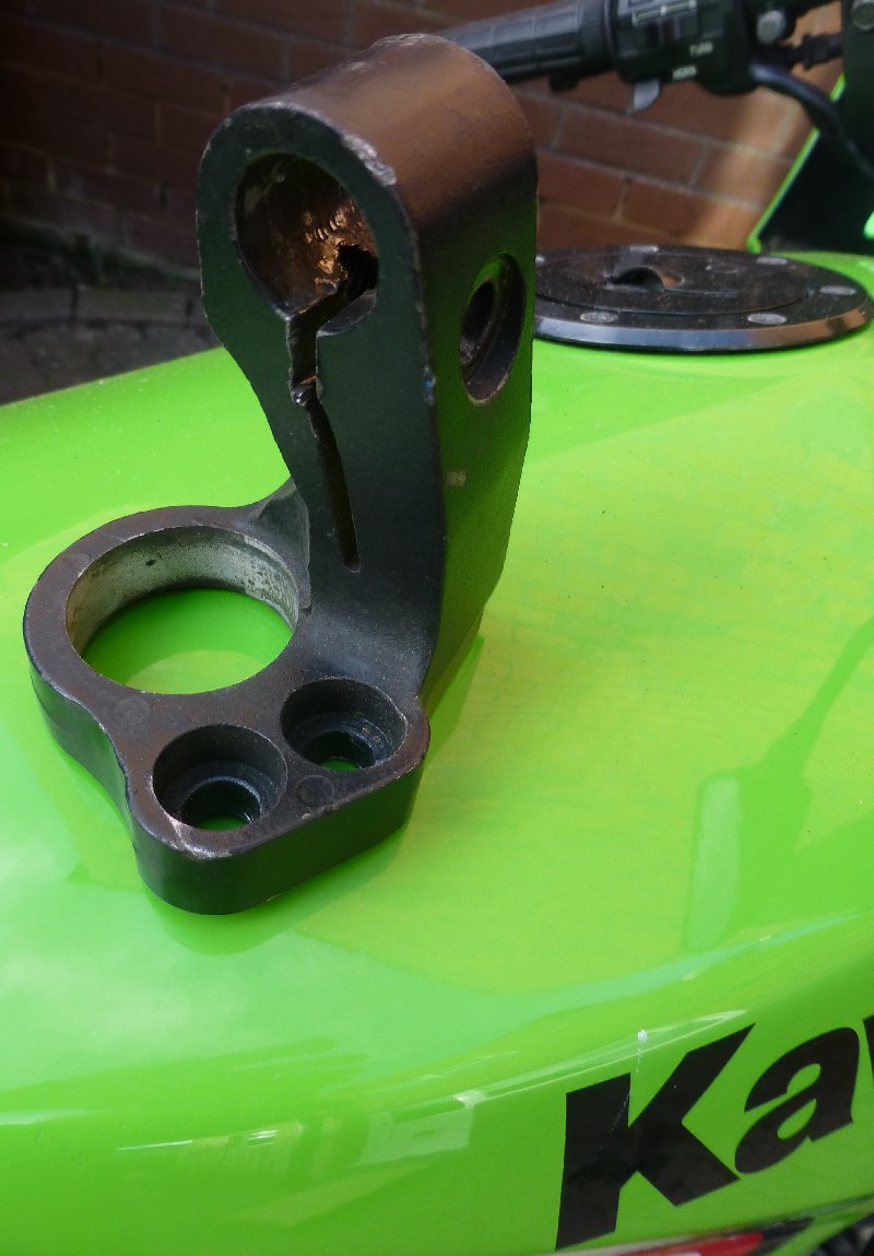 Spare bar clamp for Aman